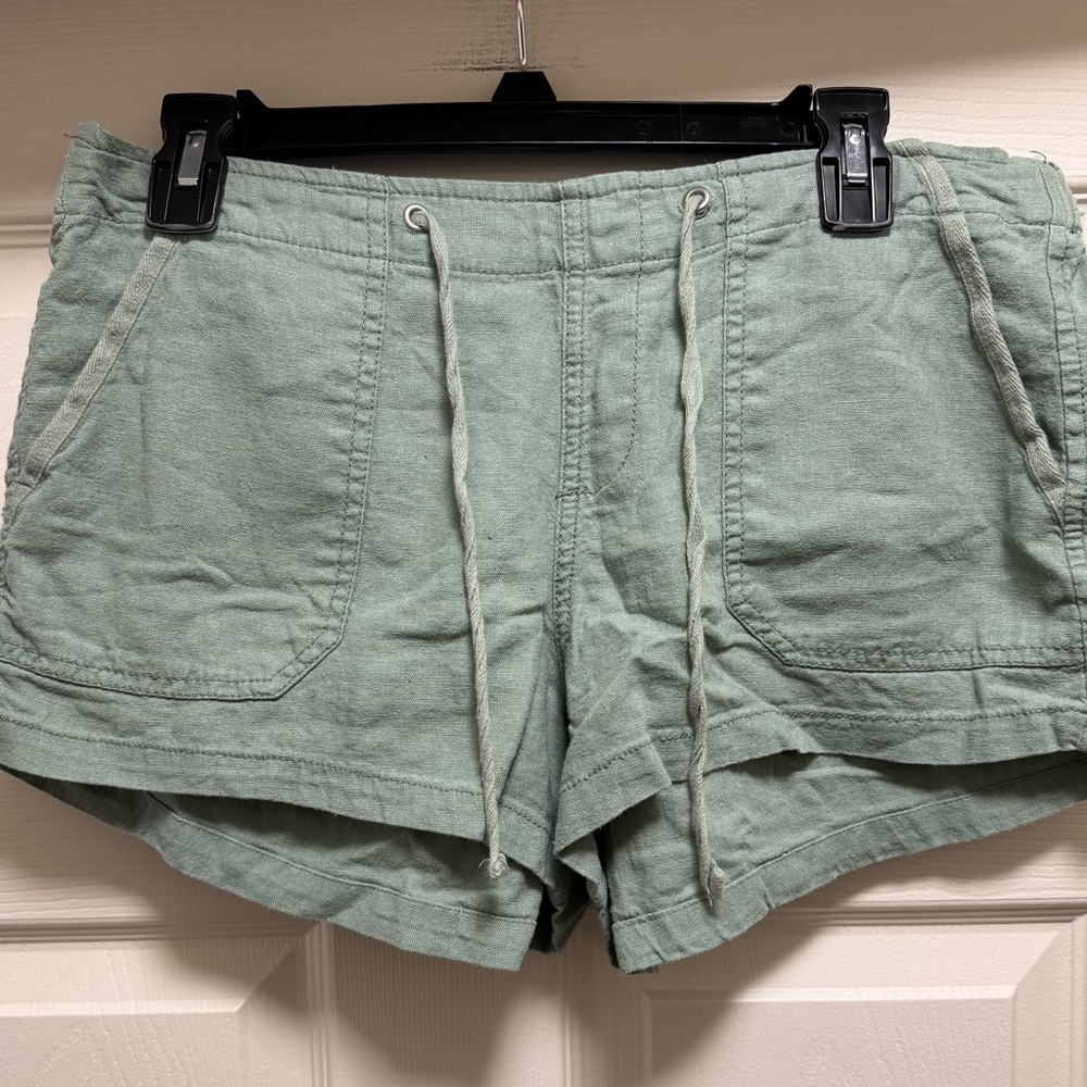 Altar'd State Green Athletic Shorts Lightweight Mid-Rise
